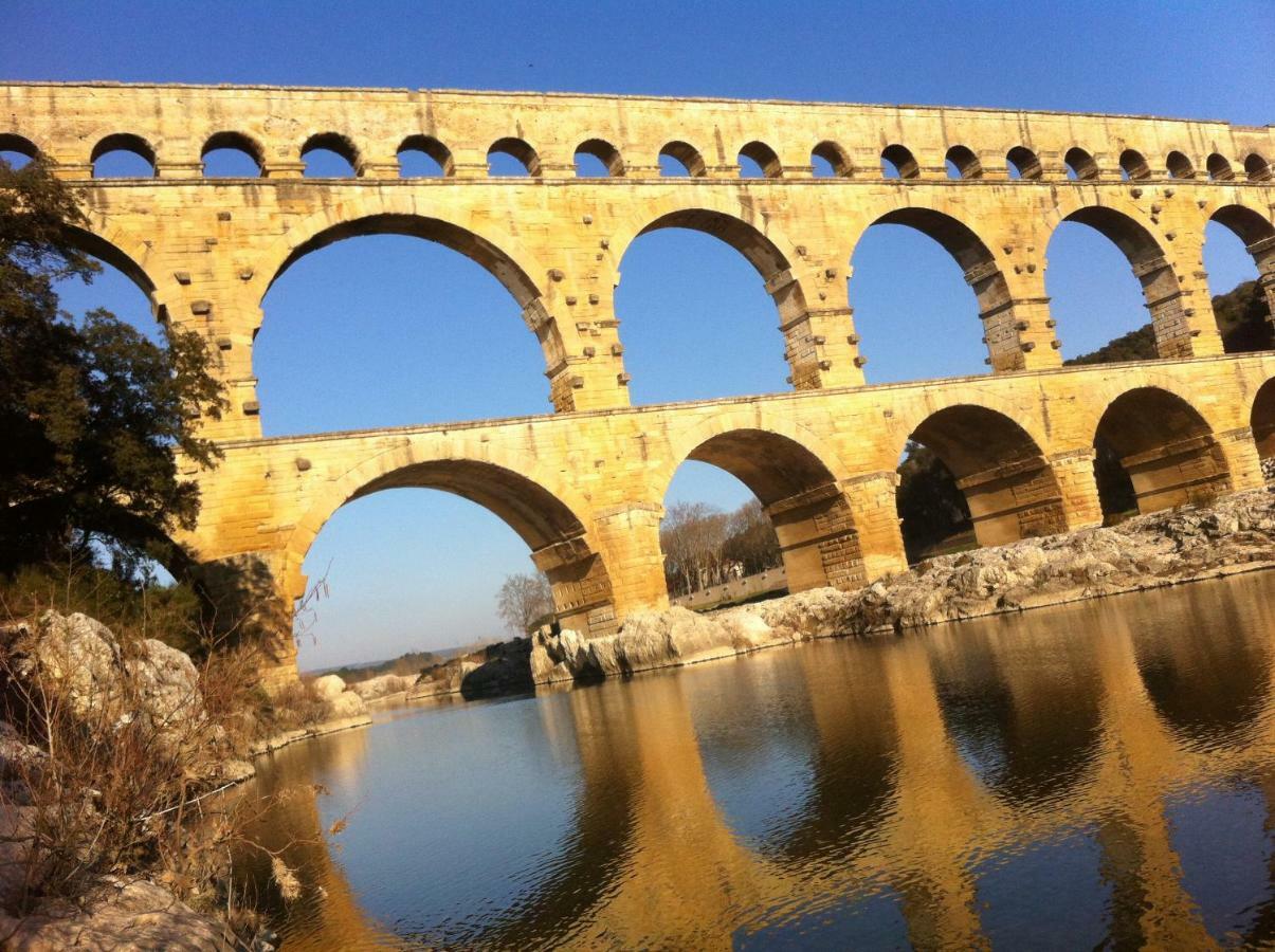 Hotel A Gauche Du Pont Vers Pont du Gard Exteriér fotografie